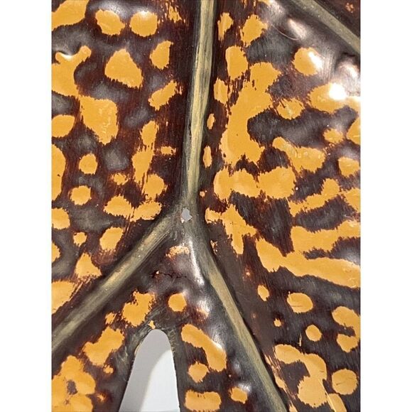 Large Minimal Brown Painted Leaf Wall Hanger - Picture 8 of 12
